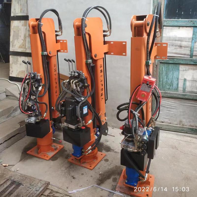 大宁县重汽蓝牌随车吊 3.2吨 国六动力强 液压驱动 农用自卸起重机